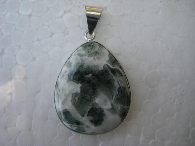 Tree(Moss) Agate Pendant strength and stability and preserverance 2486